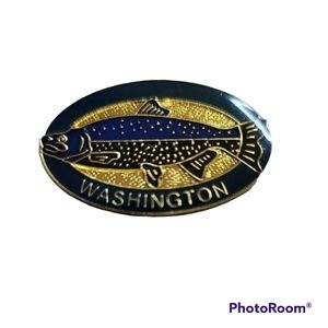 WASHINGTON FISH TRAVEL PIN (p79‎